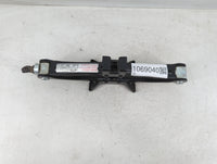 2014 Kia Cadenza Spare Scissor Car Jack 1069040 - Oemusedautoparts1.com