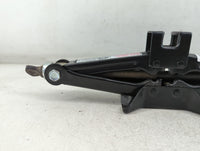 2014 Kia Cadenza Spare Scissor Car Jack 1069040 - Oemusedautoparts1.com