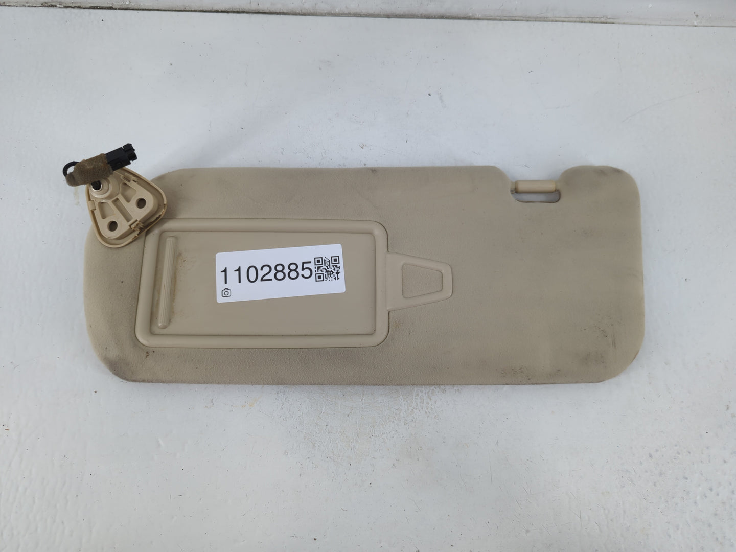 2014-2016 Kia Cadenza Sun Visor Shade Replacement Driver Left Mirror Fits Fits 2014 2015 2016 OEM Used Auto Parts - Oemuseda