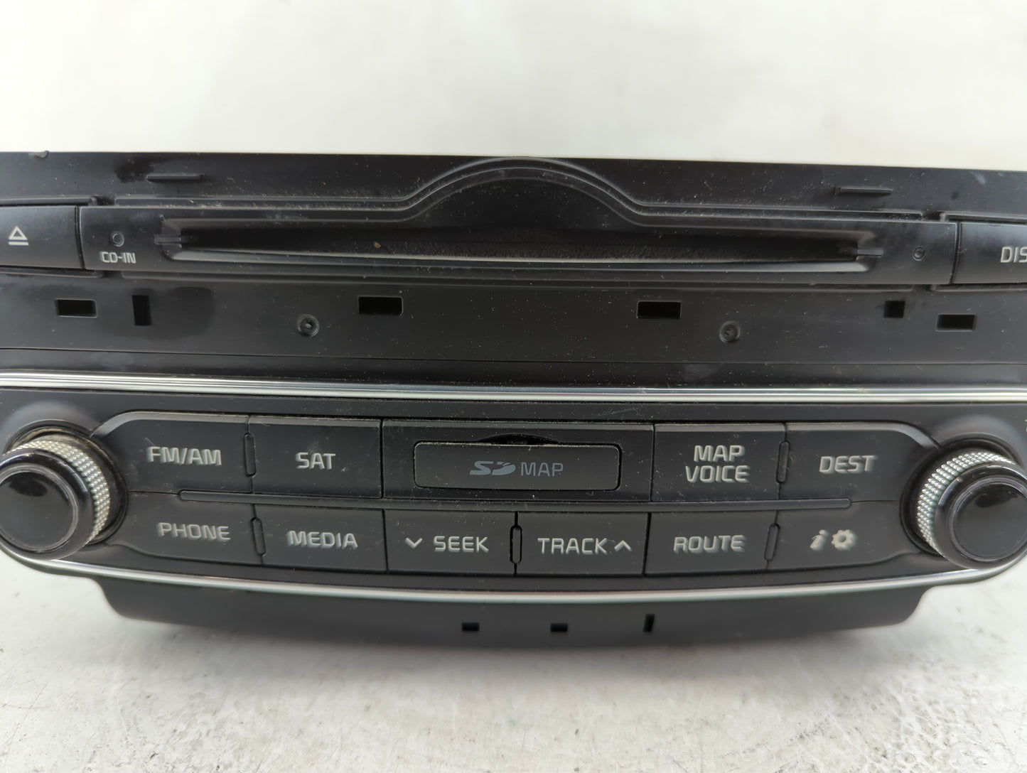 2014-2015 Kia Cadenza Radio AM FM Cd Player Receiver Replacement P/N:96560-3R105 Fits Fits 2014 2015 OEM Used Auto Parts - O
