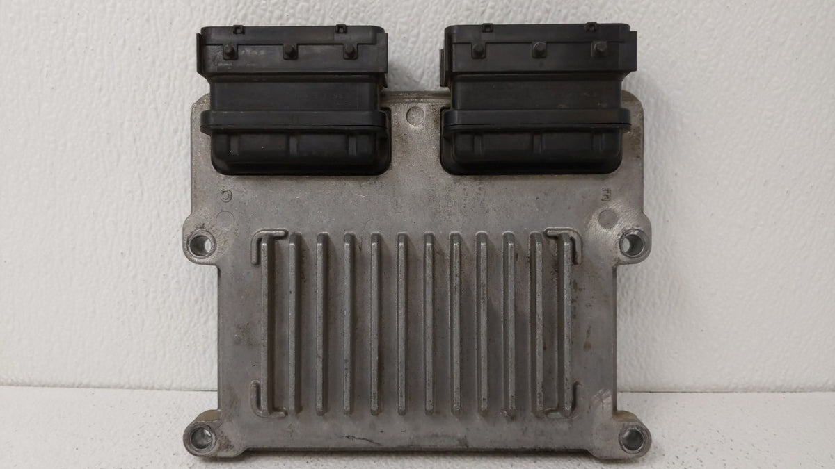 2014-2016 Kia Cadenza PCM Engine Control Computer ECU ECM PCU OEM P/N:39110-3CGN5 Fits 2014 2015 2016 OEM Used Auto Parts - 