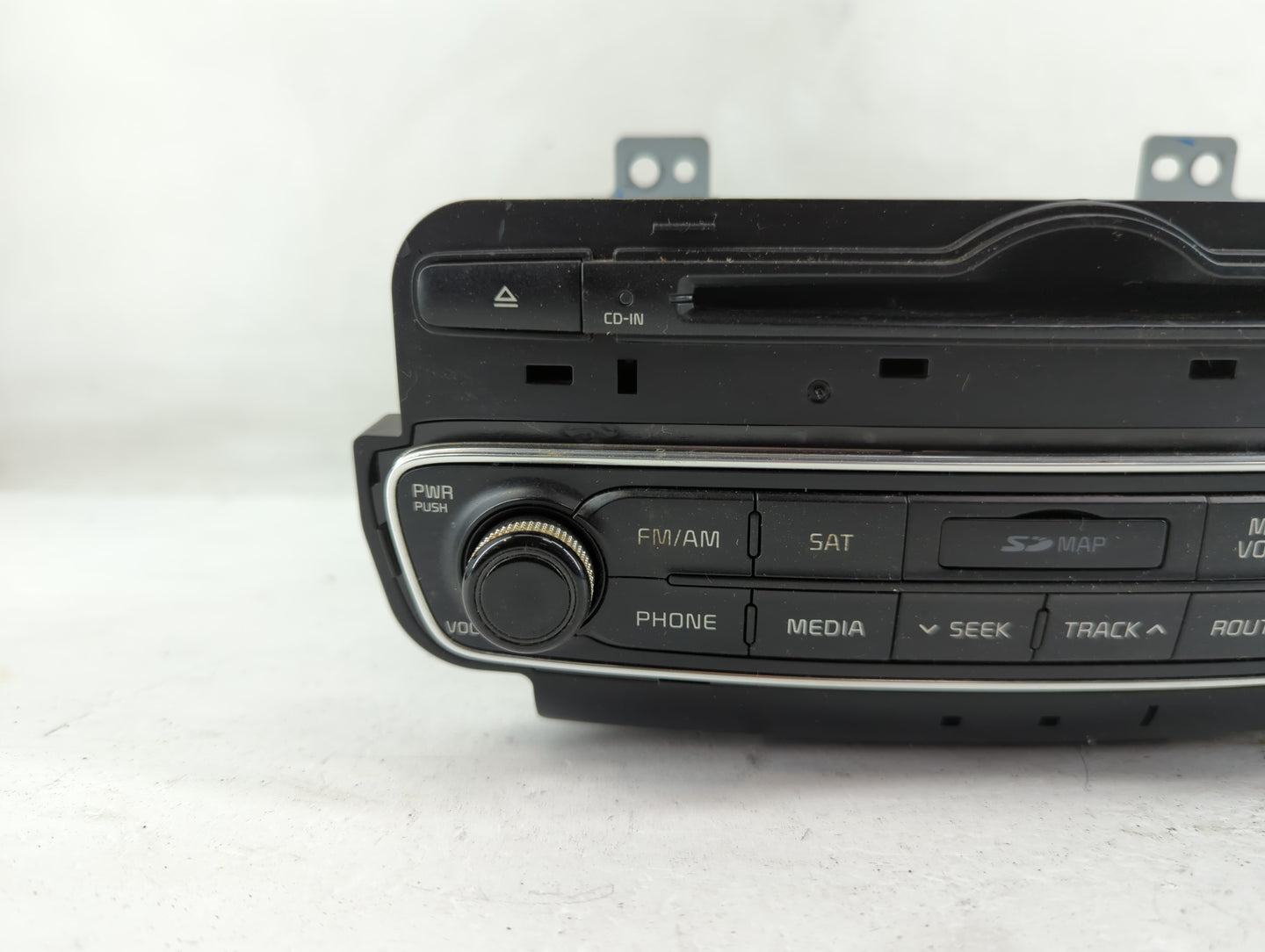 2014-2015 Kia Cadenza Radio AM FM Cd Player Receiver Replacement P/N:96560-3R105 Fits Fits 2014 2015 OEM Used Auto Parts - O