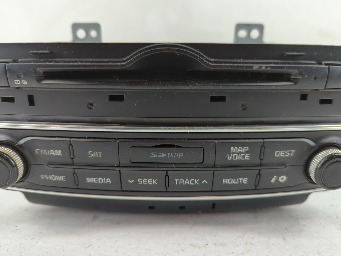 2014-2015 Kia Cadenza Radio AM FM Cd Player Receiver Replacement P/N:96560-3R105 Fits Fits 2014 2015 OEM Used Auto Parts - O