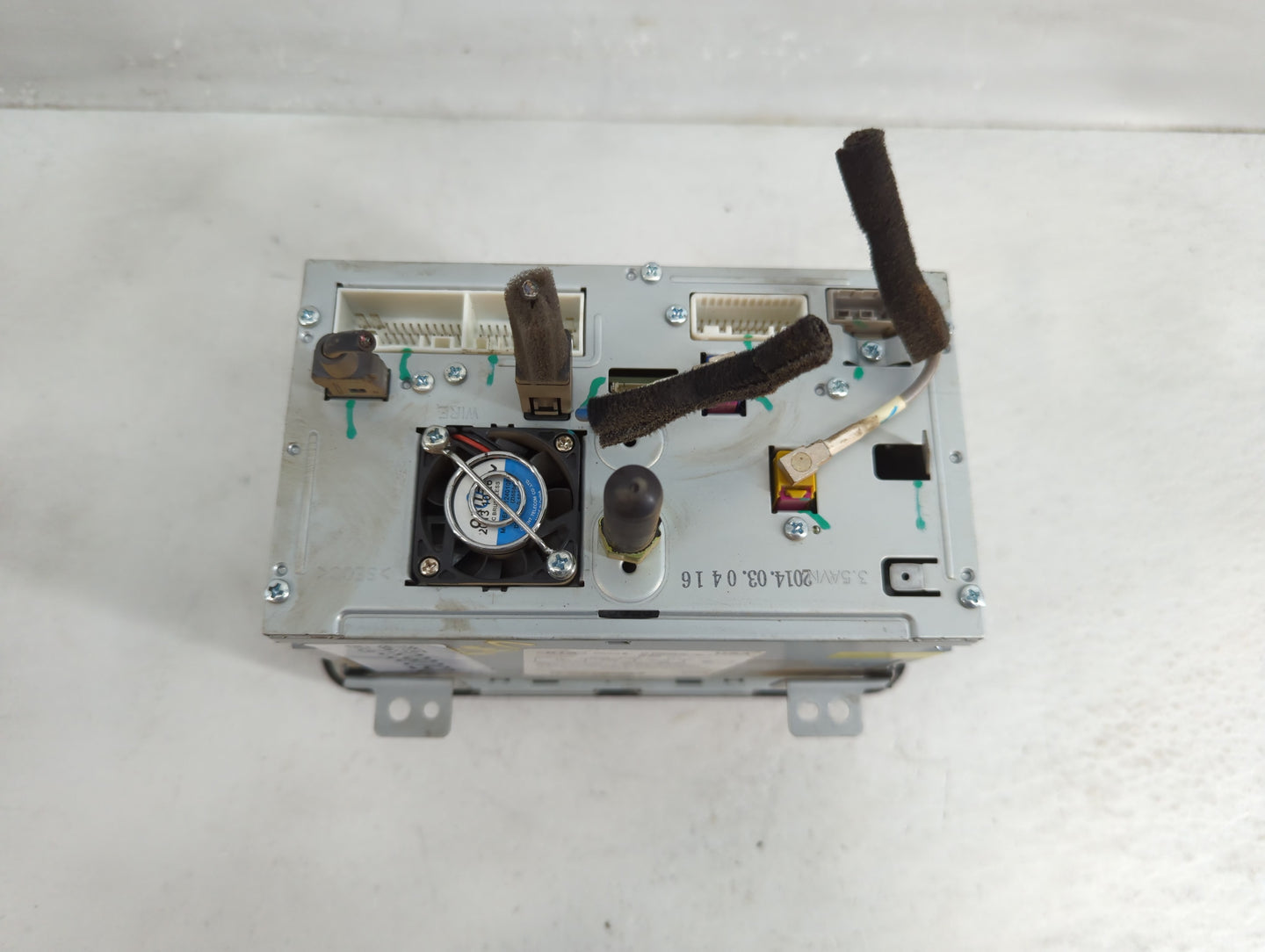 2014-2015 Kia Cadenza Radio AM FM Cd Player Receiver Replacement P/N:96560-3R107 Fits Fits 2014 2015 OEM Used Auto Parts - O