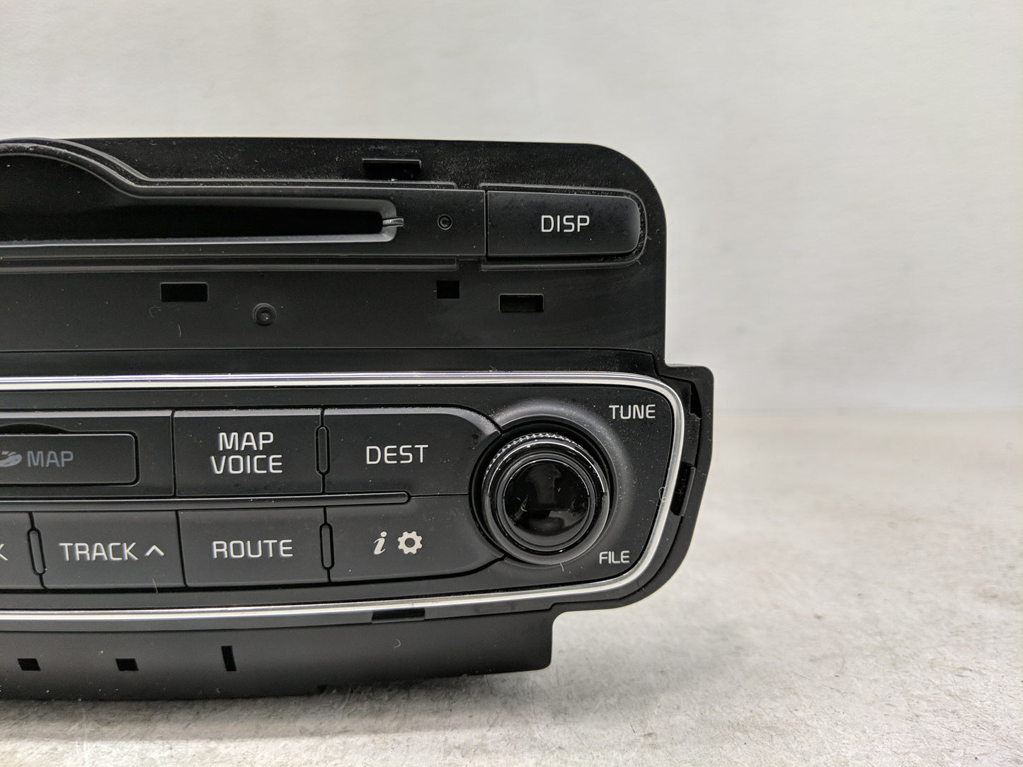 2014 Kia Cadenza Radio AM FM Cd Player Receiver Replacement P/N:86560-3R105 Fits OEM Used Auto Parts - Oemusedautoparts1.com