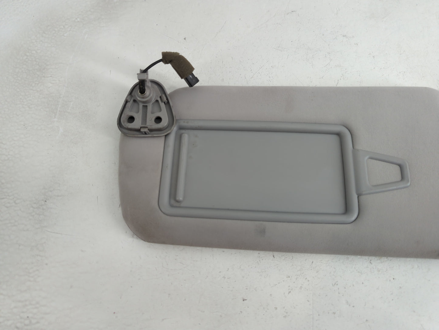 2014-2016 Kia Cadenza Sun Visor Shade Replacement Driver Left Mirror Fits Fits 2014 2015 2016 OEM Used Auto Parts - Oemuseda