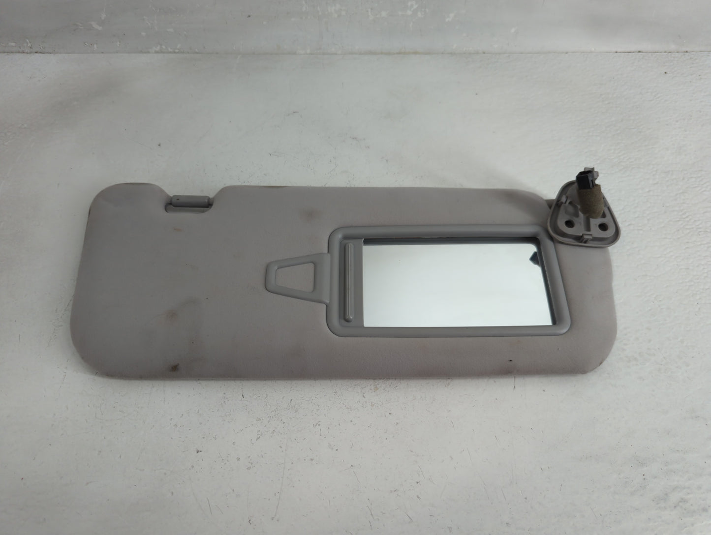 2014-2016 Kia Cadenza Sun Visor Shade Replacement Passenger Right Mirror Fits Fits 2014 2015 2016 OEM Used Auto Parts - Oemu