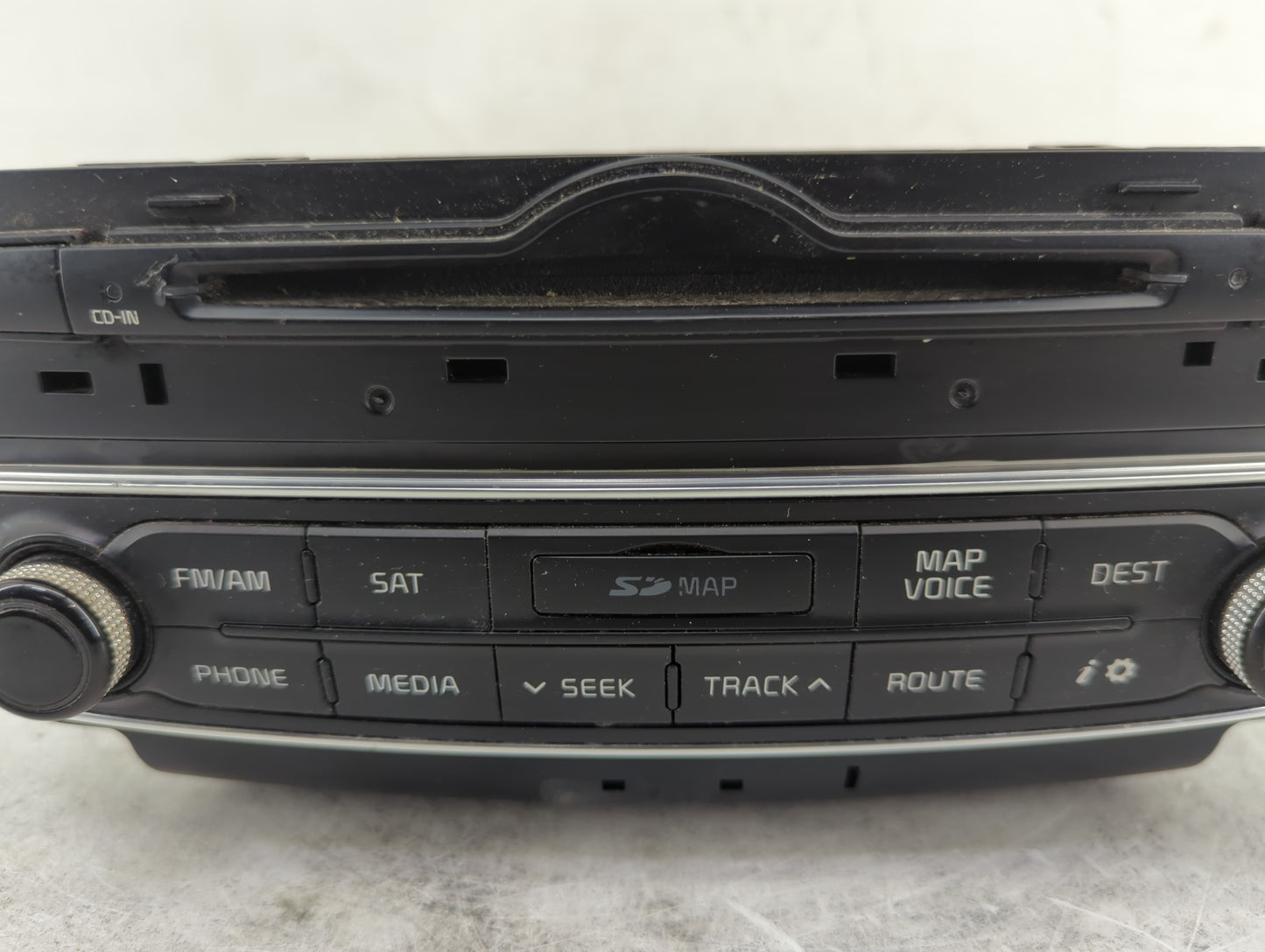 2014-2015 Kia Cadenza Radio AM FM Cd Player Receiver Replacement P/N:96560-3R105 Fits Fits 2014 2015 OEM Used Auto Parts - O