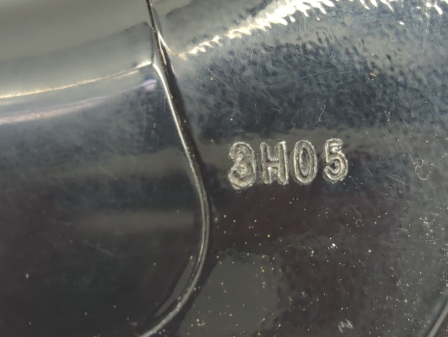 2014-2016 Kia Cadenza Passenger Side View Mirror - Right Door Mirror OEM Used - Oemusedautoparts1.com