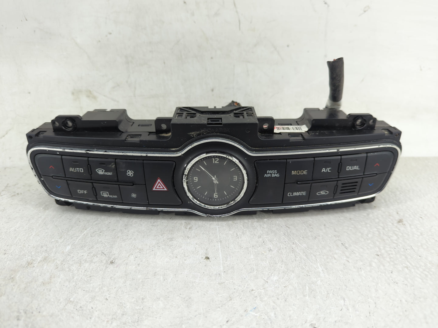 2014-2016 Kia Cadenza Climate Control Module Temperature AC/Heater Replacement P/N:972503RGF0 Fits Fits 2014 2015 2016 OEM U