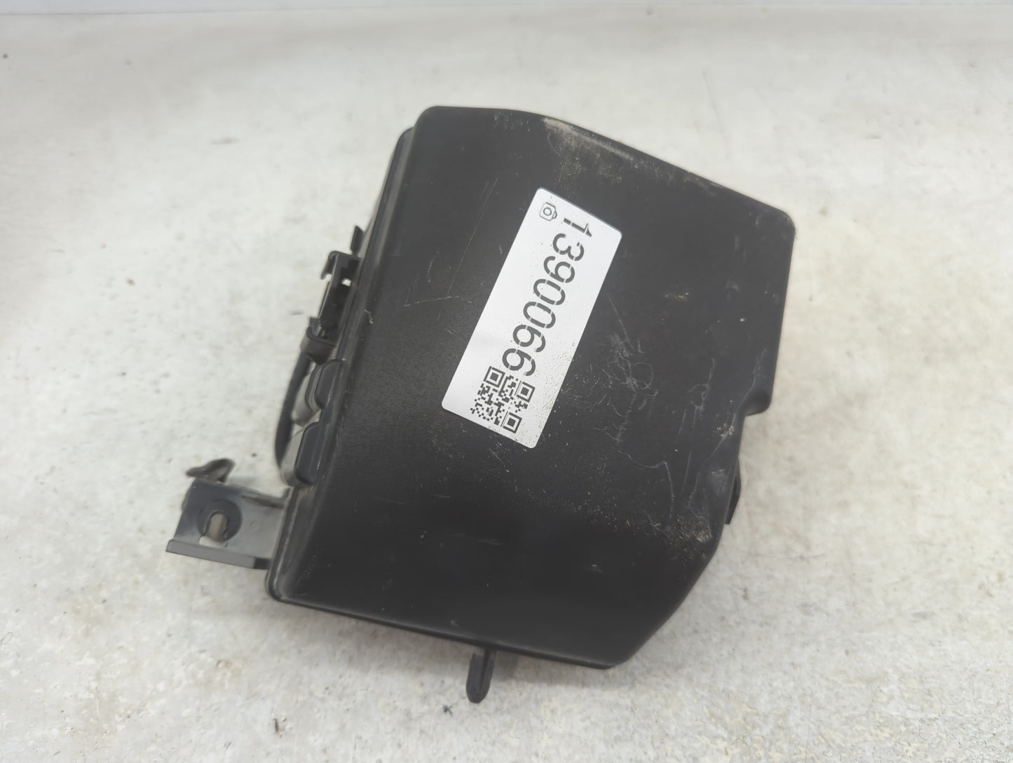 2014-2016 Kia Cadenza Fusebox Fuse Box Panel Relay Module P/N:91956-00065 Fits Fits 2014 2015 2016 OEM Used Auto Parts - Oem