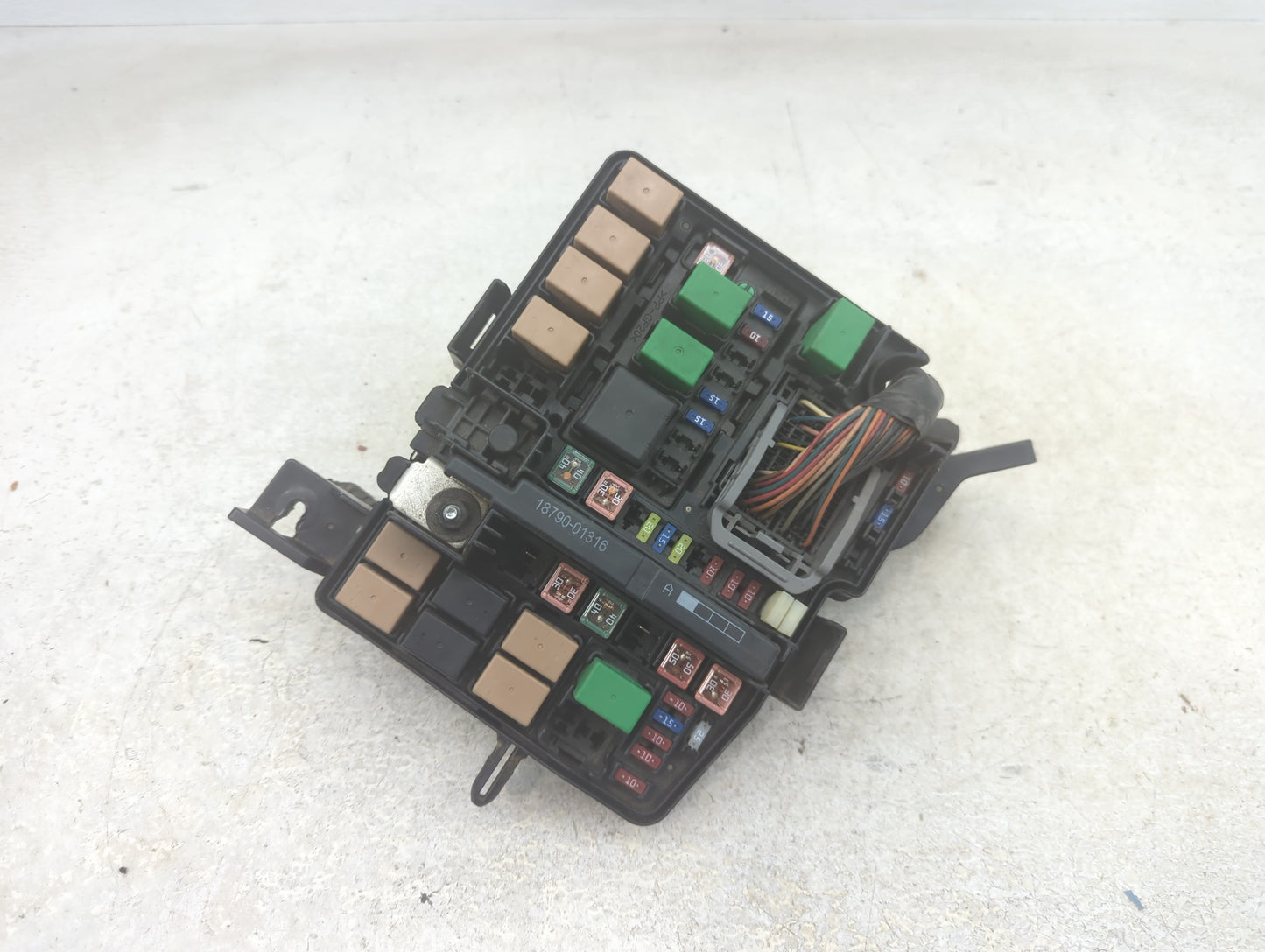 2014-2016 Kia Cadenza Fusebox Fuse Box Panel Relay Module P/N:91950-3S810 91275-3R020, 91275-3R022 Fits Fits 2014 2015 2016 