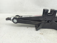 2014 Kia Cadenza Spare Scissor Car Jack 1390216 - Oemusedautoparts1.com