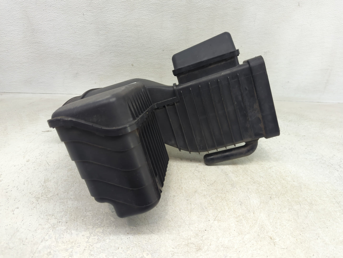 2014-2016 Kia Cadenza Air Cleaner Intake-duct Hose Tube - Oemusedautoparts1.com
