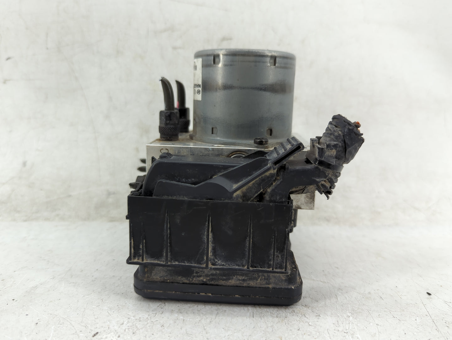 2014-2016 Kia Cadenza ABS Pump Control Module Replacement P/N:58920-3R800 270W-LE3 Fits Fits 2014 2015 2016 OEM Used Auto Pa