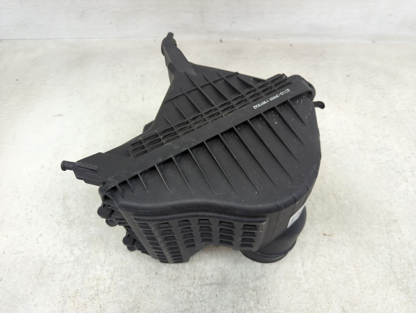 2014-2016 Kia Cadenza Air Cleaner Intake-duct Hose Tube - Oemusedautoparts1.com