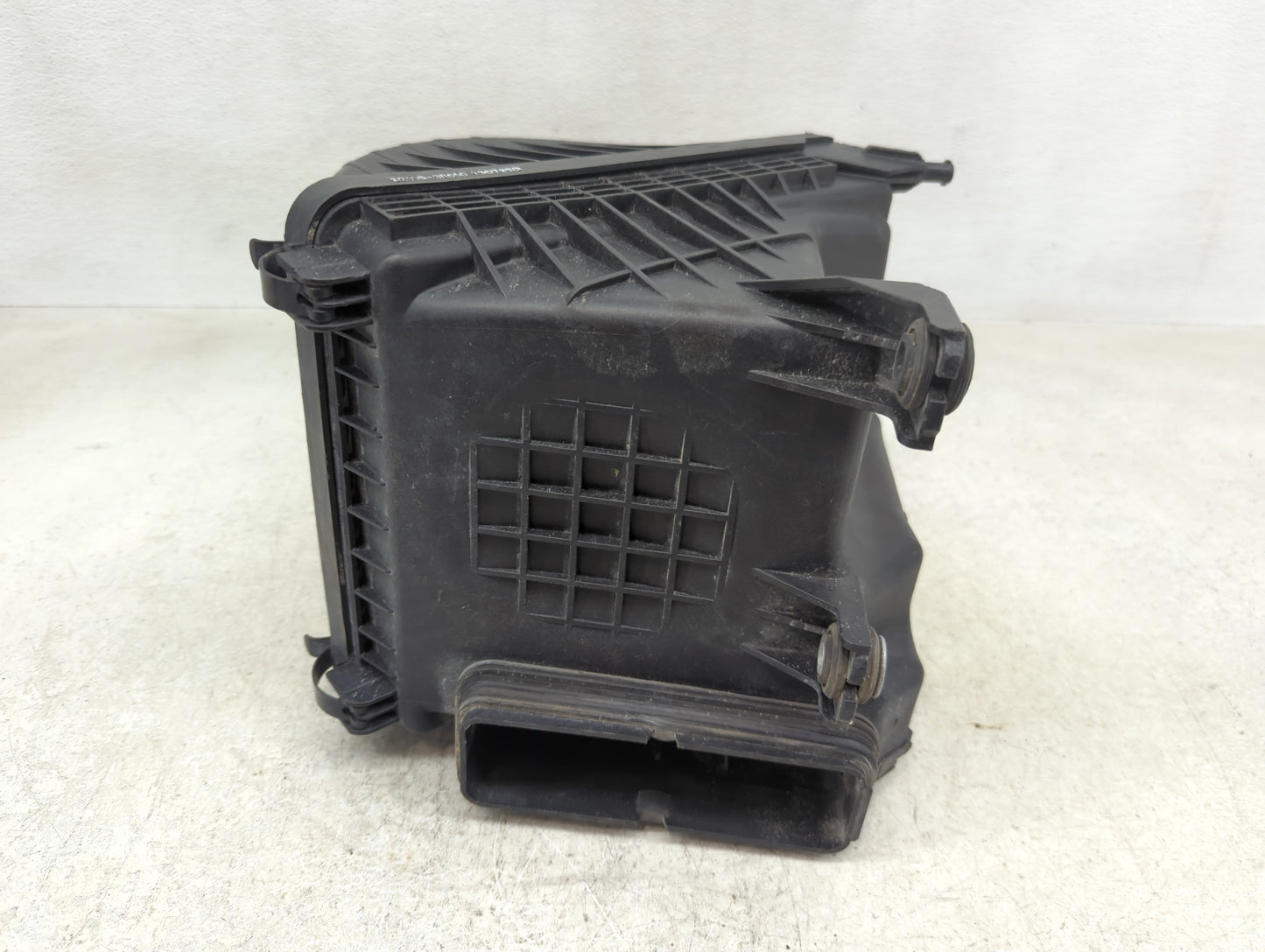 2014-2016 Kia Cadenza Air Cleaner Intake-duct Hose Tube - Oemusedautoparts1.com
