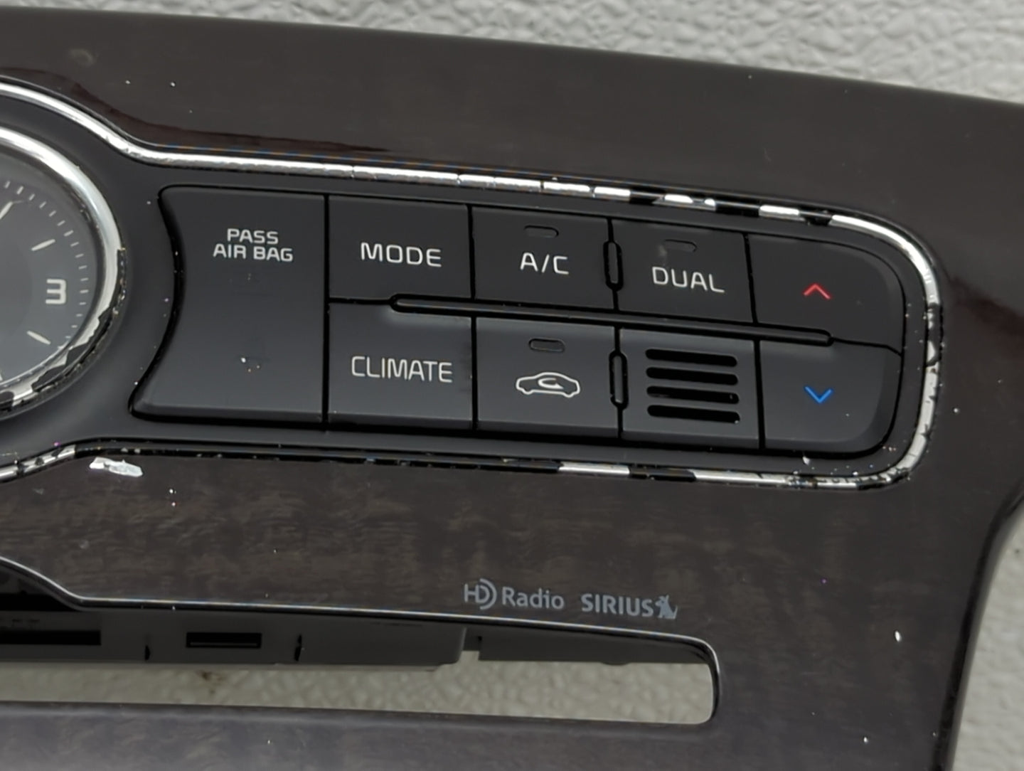2014-2016 Kia Cadenza Climate Control Module Temperature AC/Heater Replacement P/N:972503RGF0 Fits Fits 2014 2015 2016 OEM U