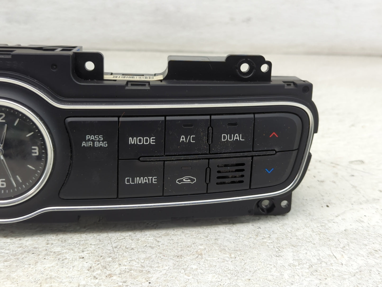 2014-2016 Kia Cadenza Climate Control Module Temperature AC/Heater Replacement P/N:972503RGF0 Fits Fits 2014 2015 2016 OEM U