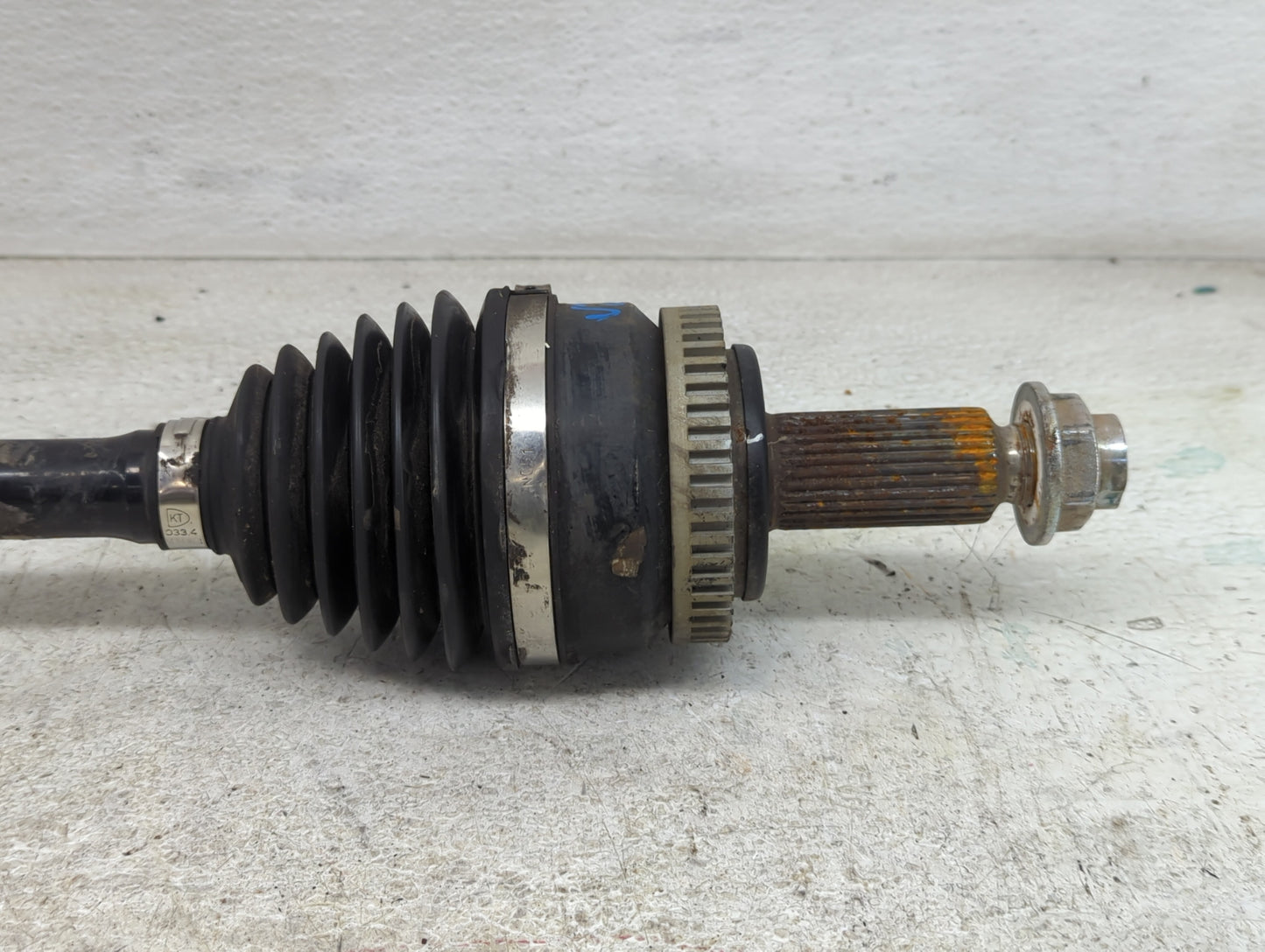 2014-2016 Kia Cadenza Axle Shaft Front Driver Cv C/v - Oemusedautoparts1.com