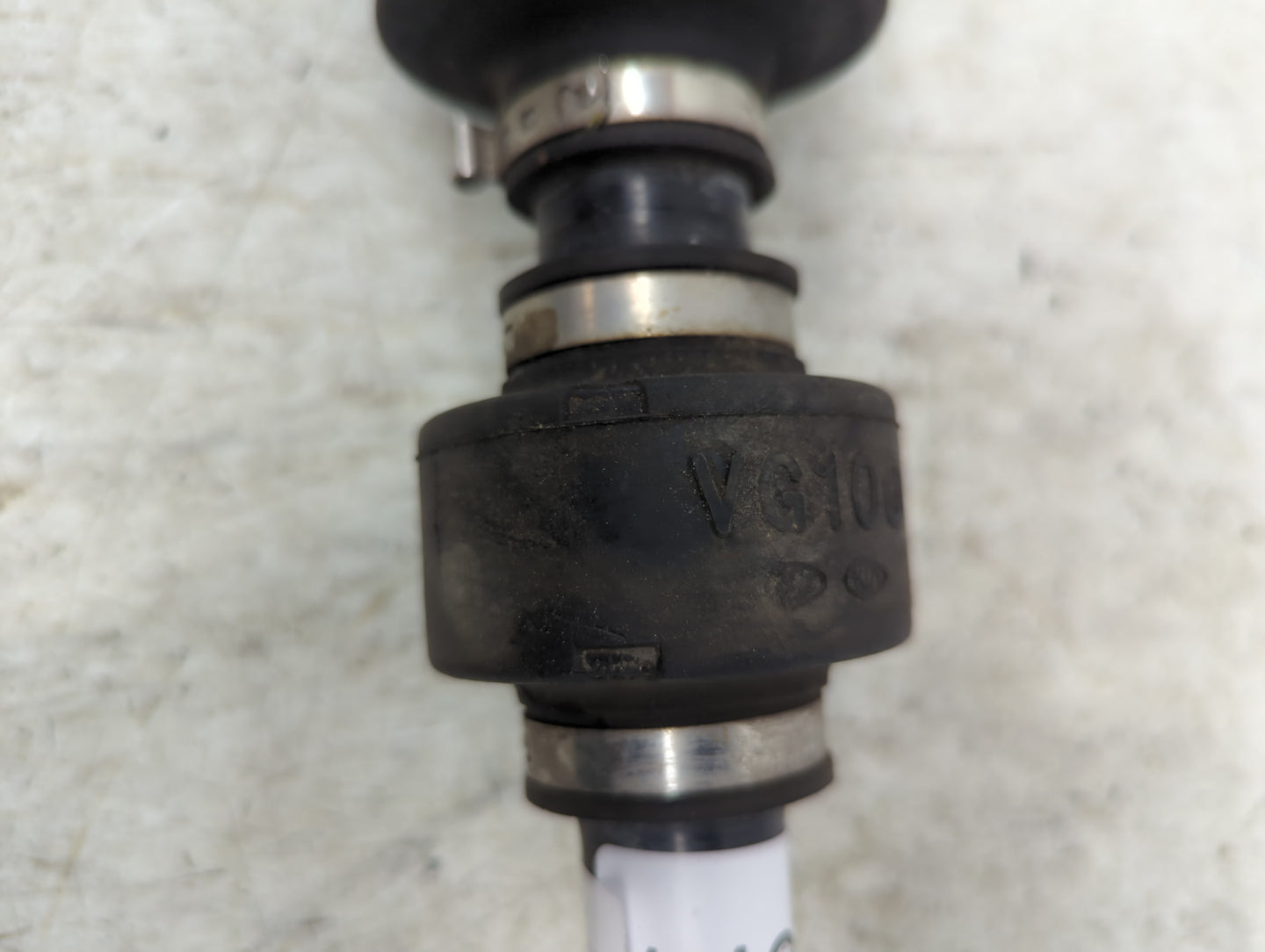 2014-2016 Kia Cadenza Axle Shaft Front Driver Cv C/v - Oemusedautoparts1.com