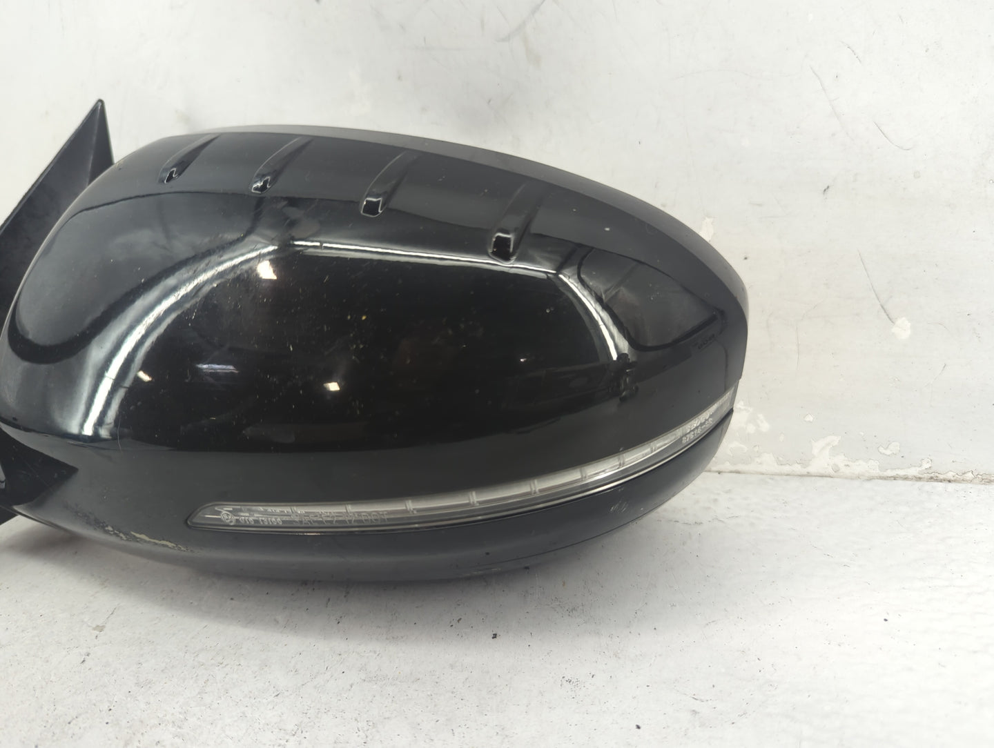 2014-2016 Kia Cadenza Driver Side View Mirror - Left Door Mirror OEM Used - Oemusedautoparts1.com