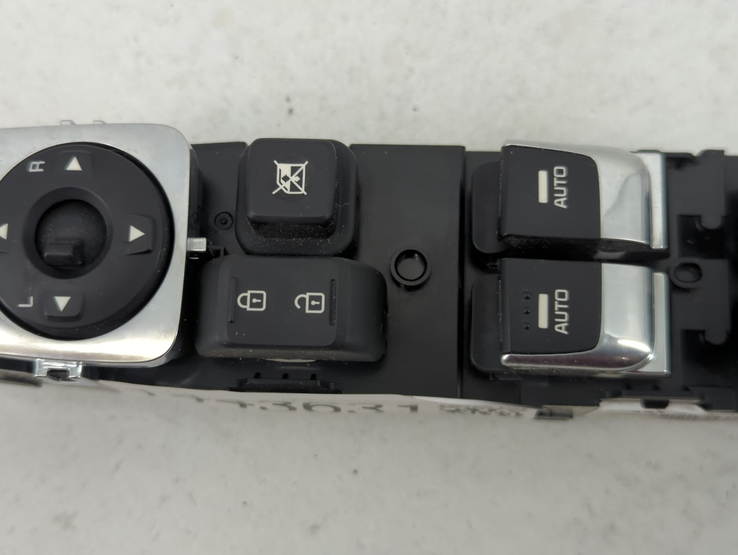 2014-2016 Kia Cadenza Master Power Window Switch Replacement Driver Side Left P/N:93570-3R700WK Fits Fits 2014 2015 2016 OEM