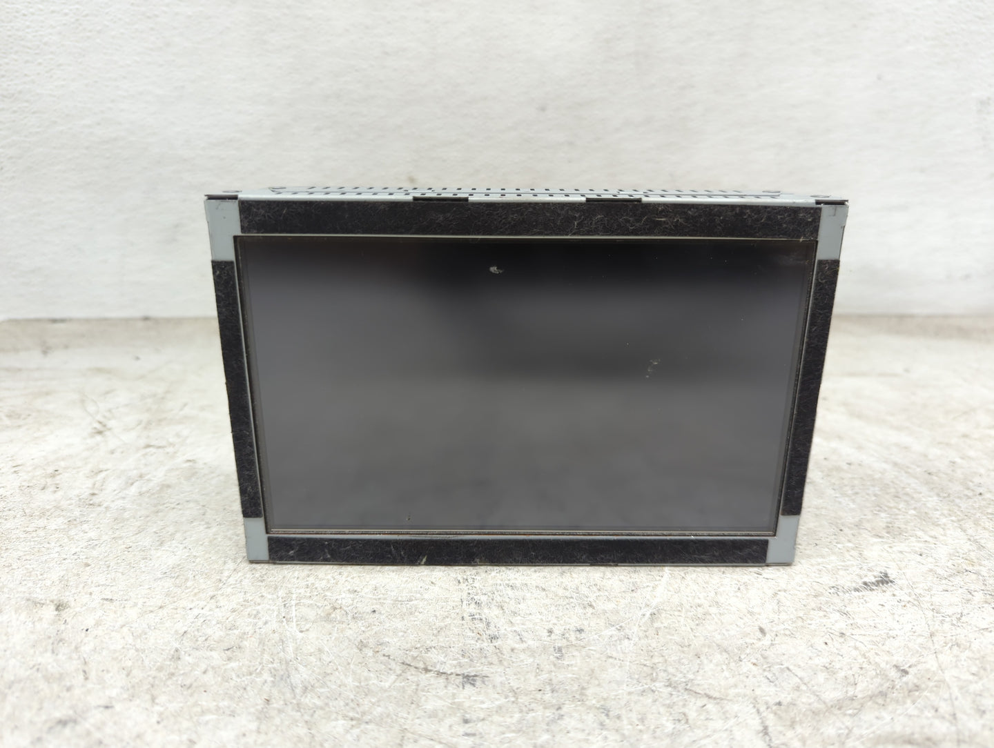 2014-2016 Kia Cadenza Information Display Screen - Oemusedautoparts1.com