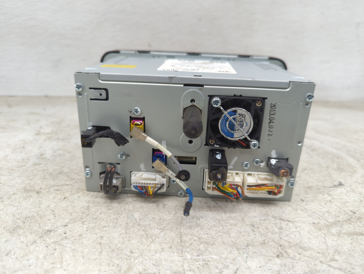 2014-2015 Kia Cadenza Radio AM FM Cd Player Receiver Replacement P/N:965603R105 AV231JGAN Fits Fits 2014 2015 OEM Used Auto 