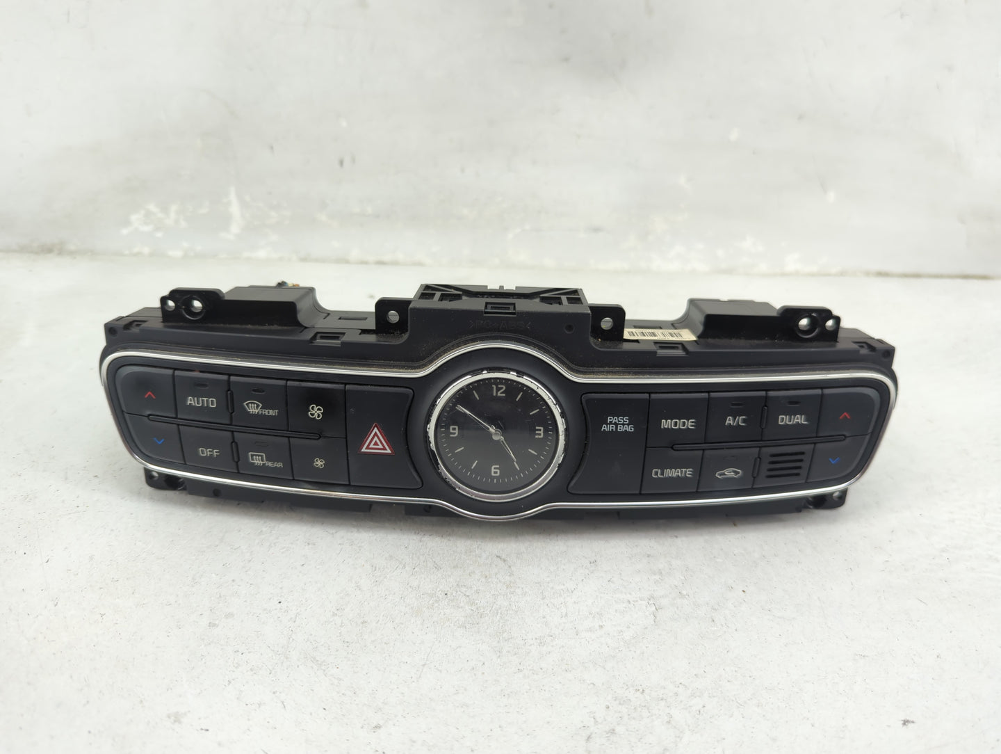 2014-2016 Kia Cadenza Climate Control Module Temperature AC/Heater Replacement P/N:972503RGF0 Fits Fits 2014 2015 2016 OEM U
