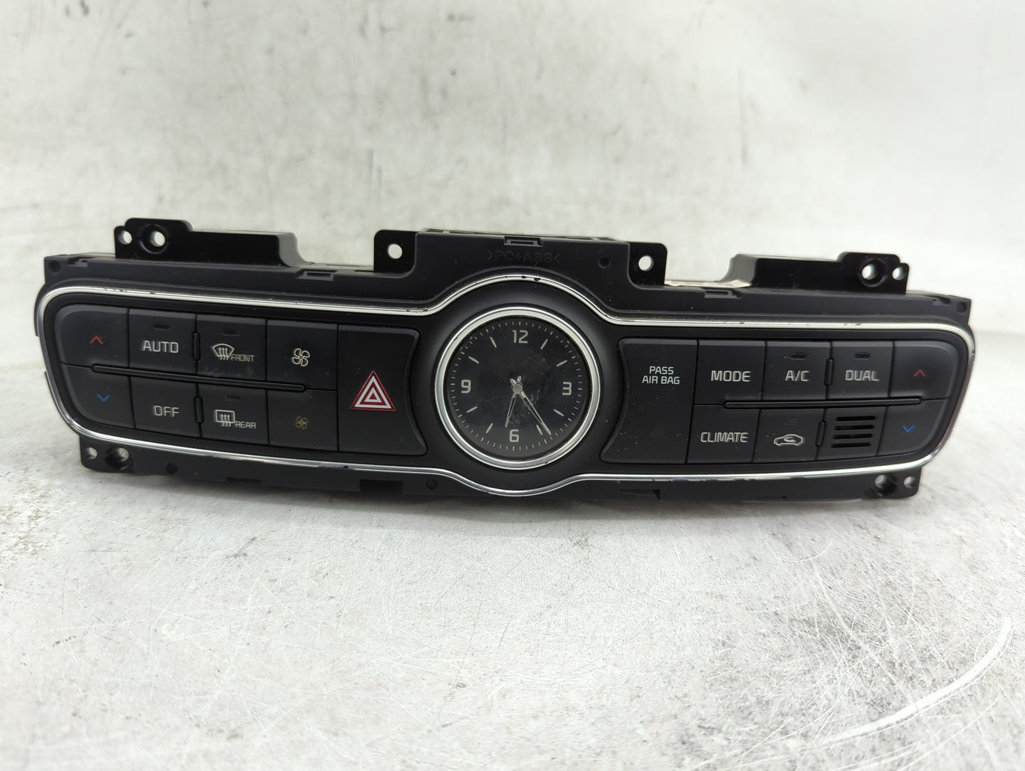 2014-2016 Kia Cadenza Climate Control Module Temperature AC/Heater Replacement P/N:972503RGF0 Fits Fits 2014 2015 2016 OEM U