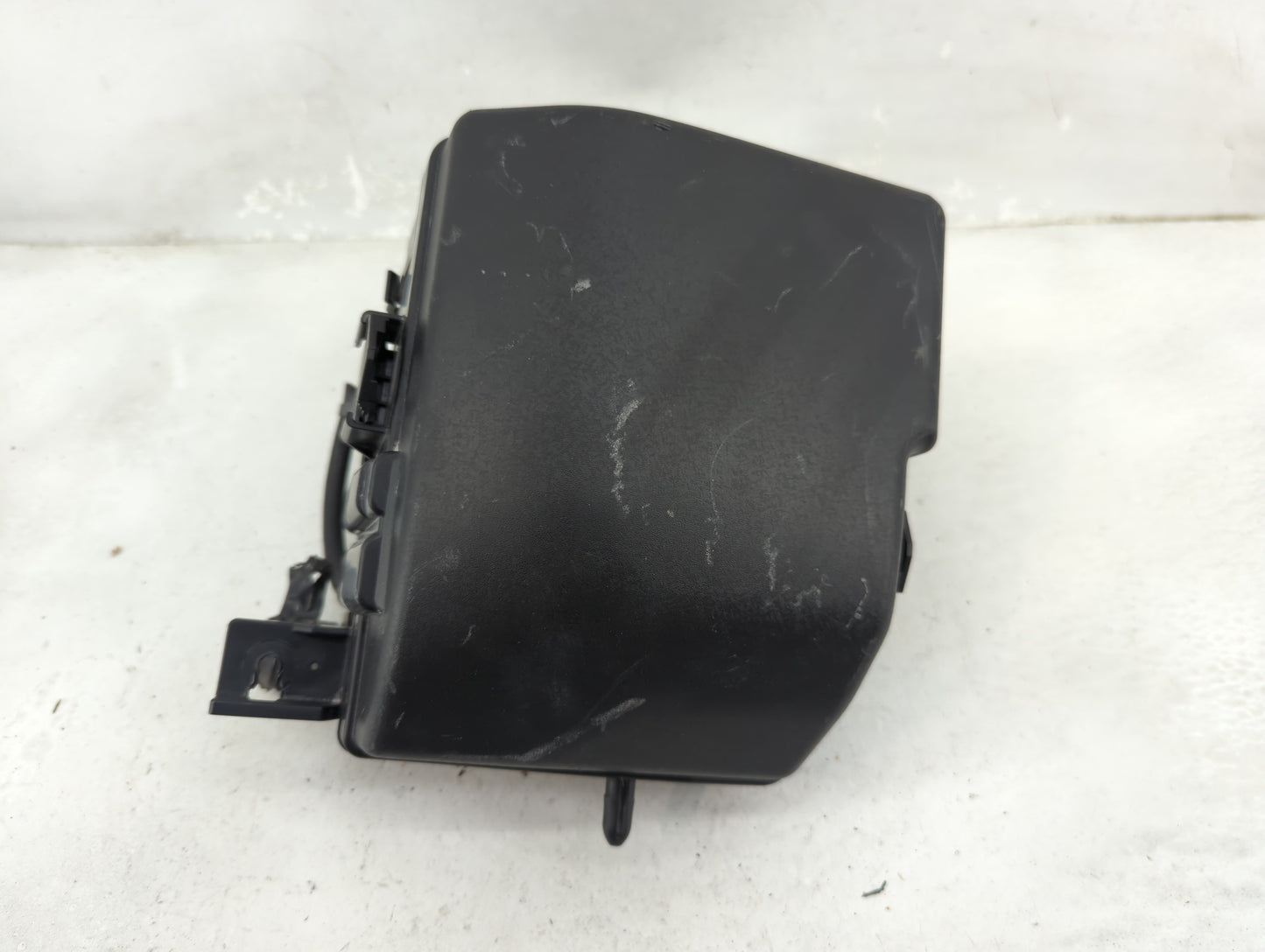 2014-2016 Kia Cadenza Fusebox Fuse Box Panel Relay Module P/N:91956-00164 Fits Fits 2014 2015 2016 OEM Used Auto Parts - Oem