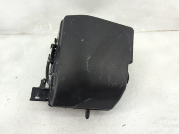 2014-2016 Kia Cadenza Fusebox Fuse Box Panel Relay Module P/N:91956-00164 Fits Fits 2014 2015 2016 OEM Used Auto Parts - Oem