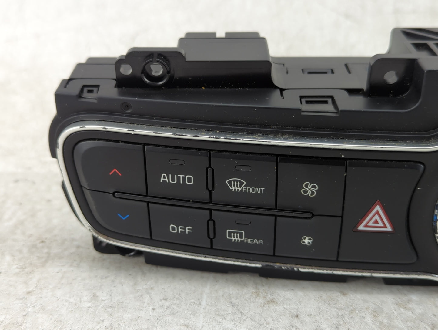 2014-2016 Kia Cadenza Climate Control Module Temperature AC/Heater Replacement P/N:972503RGF0 Fits Fits 2014 2015 2016 OEM U