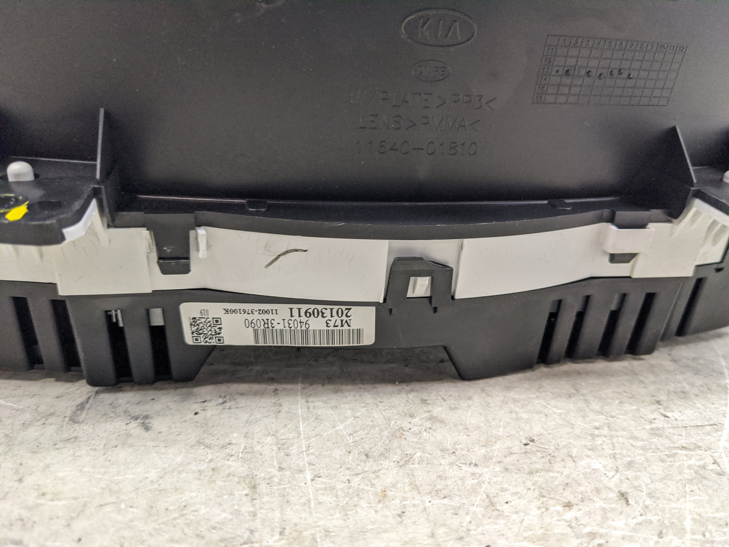 2014 Kia Cadenza Instrument Cluster Speedometer Gauges P/N:94031-3R090 Miles:88K Fits OEM Used Auto Parts - Oemusedautoparts