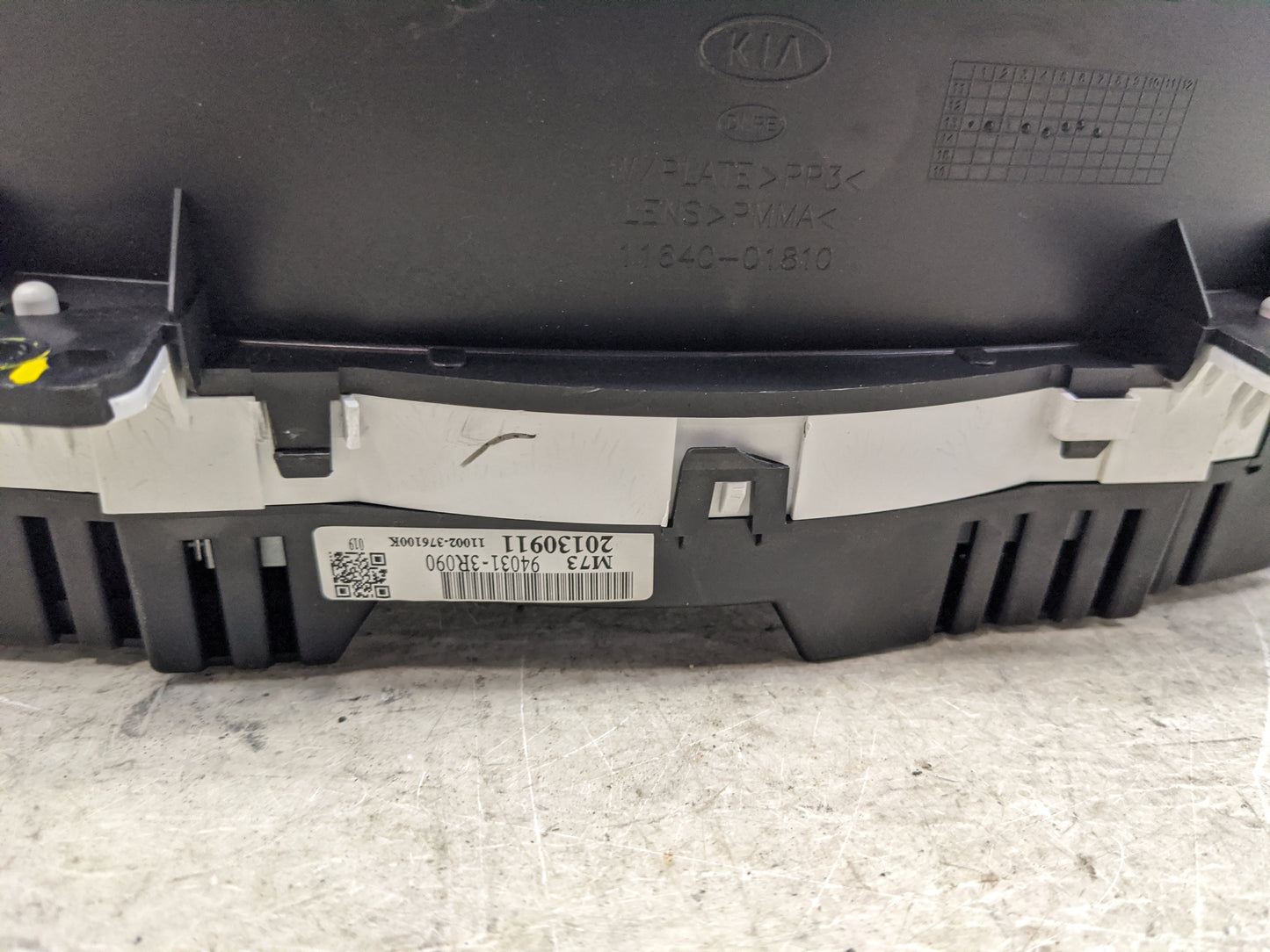 2014 Kia Cadenza Instrument Cluster Speedometer Gauges P/N:94031-3R090 Miles:88K Fits OEM Used Auto Parts - Oemusedautoparts