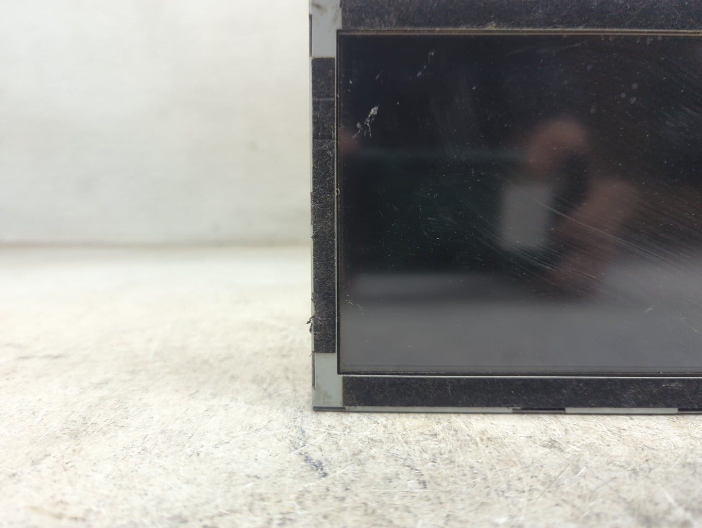 2014-2016 Kia Cadenza Information Display Screen 1468809 - Oemusedautoparts1.com