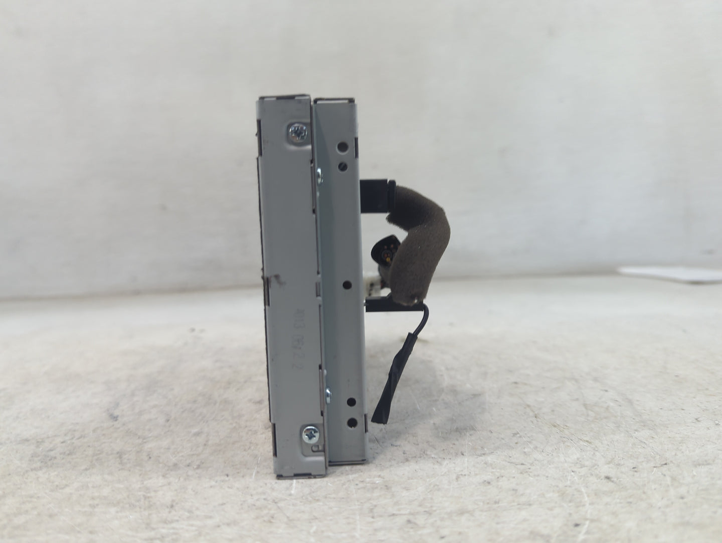 2014-2016 Kia Cadenza Information Display Screen 1468809 - Oemusedautoparts1.com