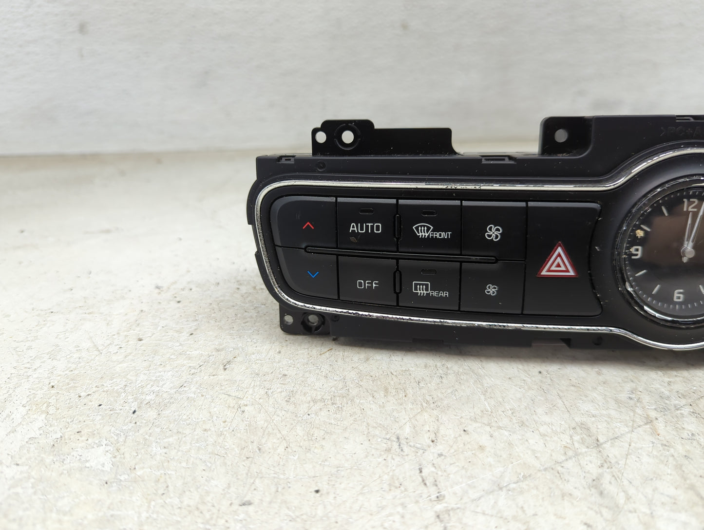 2014-2016 Kia Cadenza Climate Control Module Temperature AC/Heater Replacement P/N:3RGF1 Fits Fits 2014 2015 2016 OEM Used A