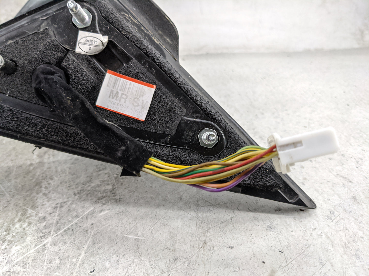 2014-2016 Kia Cadenza Passenger Side View Mirror - Right Door Mirror OEM Used - Oemusedautoparts1.com