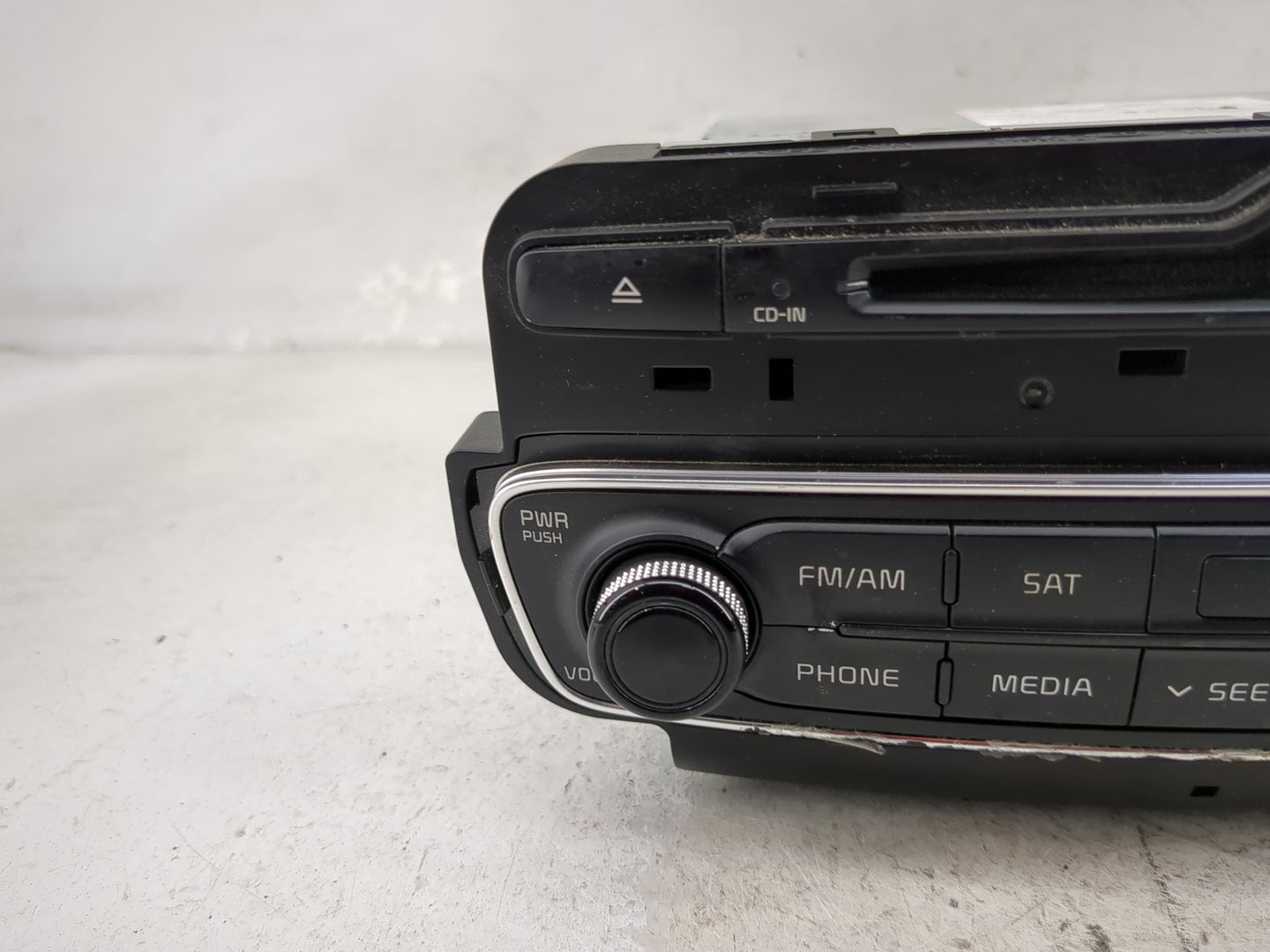 2014-2015 Kia Cadenza Radio AM FM Cd Player Receiver Replacement P/N:96560-3R105 AV231JGAN, 965603R105 Fits Fits 2014 2015 O