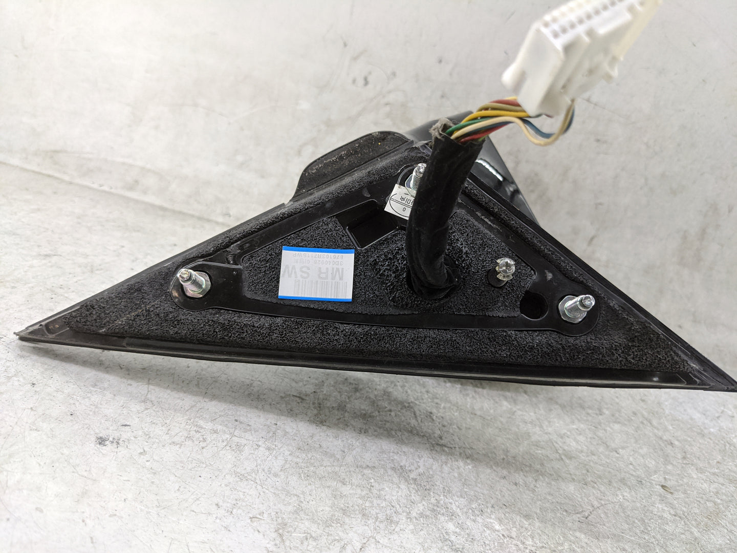 2014-2016 Kia Cadenza Driver Side View Mirror - Left Door Mirror OEM Used - Oemusedautoparts1.com