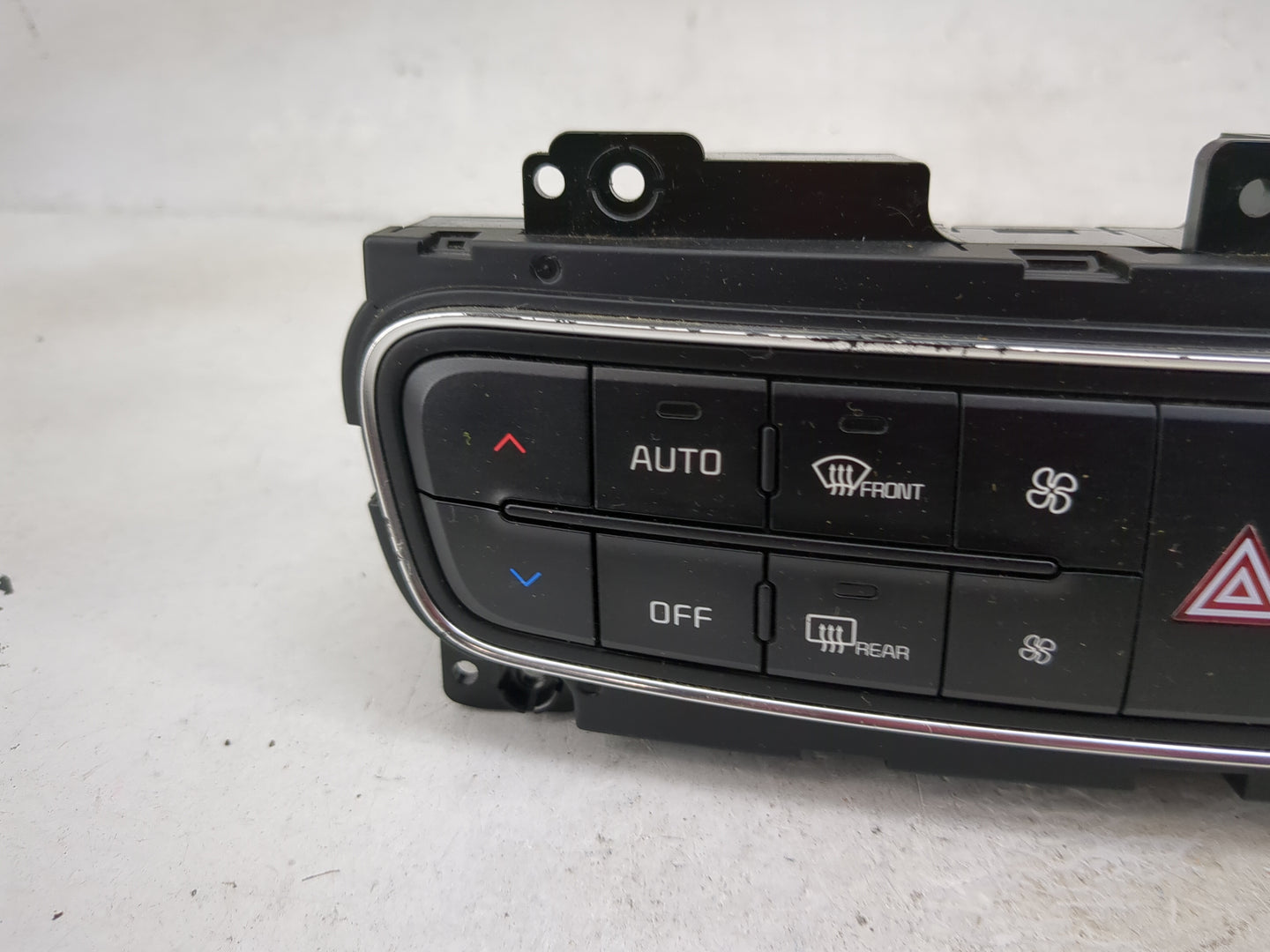 2014-2016 Kia Cadenza Climate Control Module Temperature AC/Heater Replacement P/N:972503RGF0 Fits Fits 2014 2015 2016 OEM U