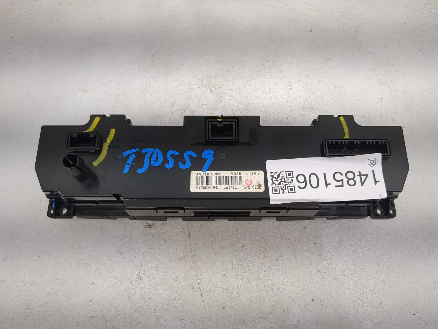 2014-2016 Kia Cadenza Climate Control Module Temperature AC/Heater Replacement P/N:972503RGF0 Fits Fits 2014 2015 2016 OEM U