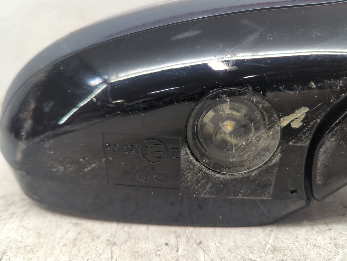 2014-2016 Kia Cadenza Passenger Side View Mirror - Right Door Mirror OEM Used - Oemusedautoparts1.com