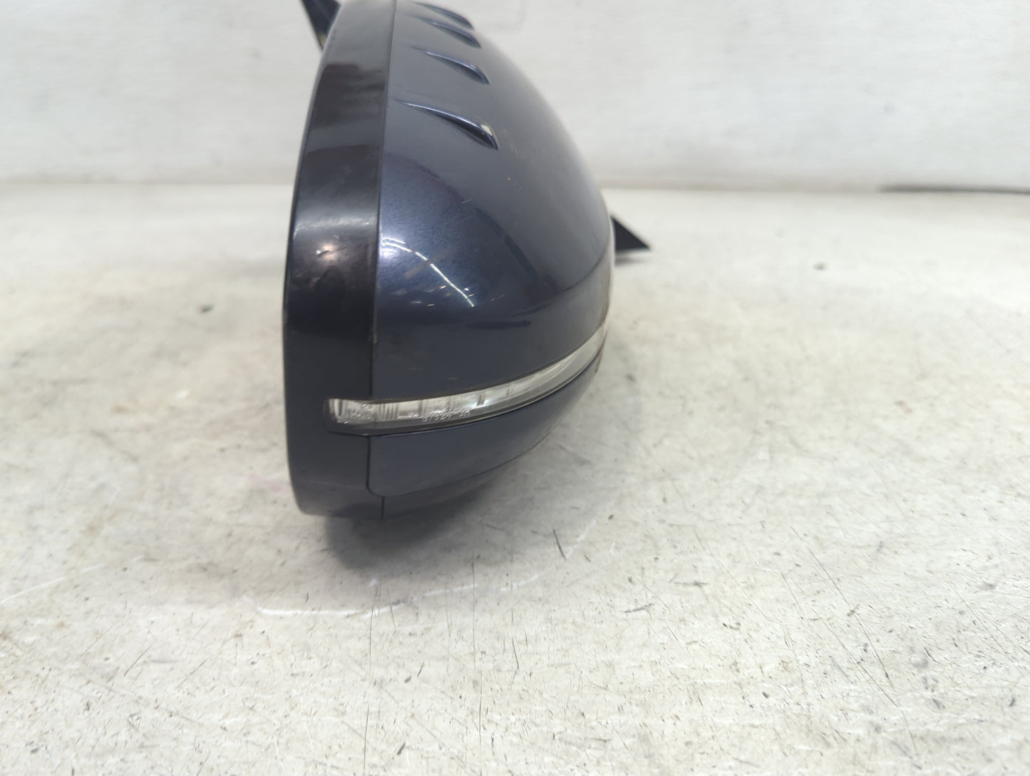 2014-2016 Kia Cadenza Passenger Side View Mirror - Right Door Mirror OEM Used - Oemusedautoparts1.com