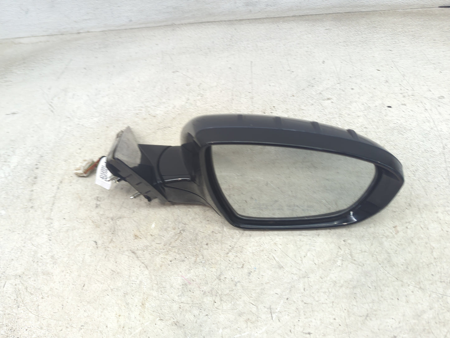 2014-2016 Kia Cadenza Passenger Side View Mirror - Right Door Mirror OEM Used - Oemusedautoparts1.com
