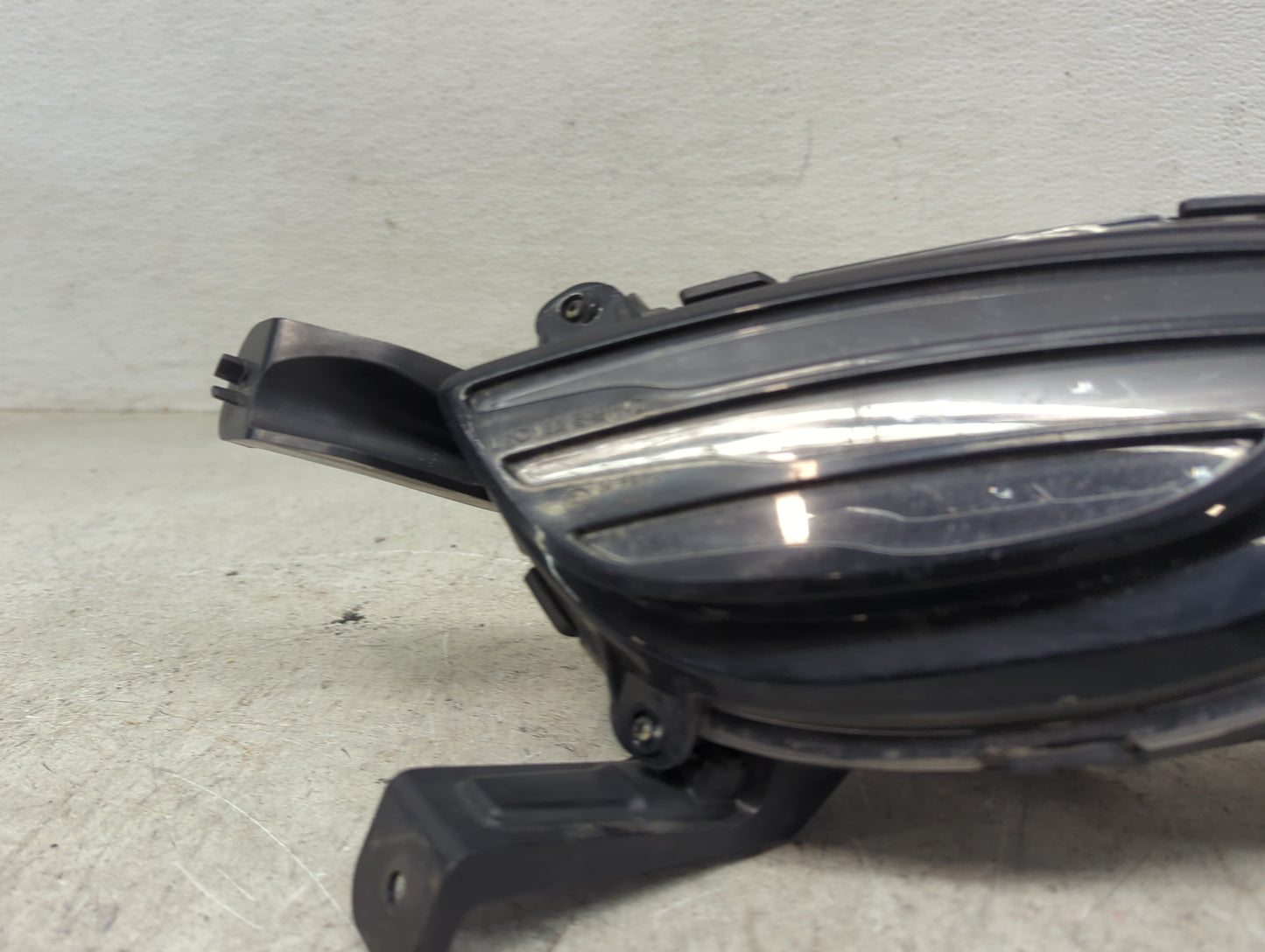 2014-2016 Kia Cadenza Passenger Right Oem Cornering Light Lamp Black - Oemusedautoparts1.com