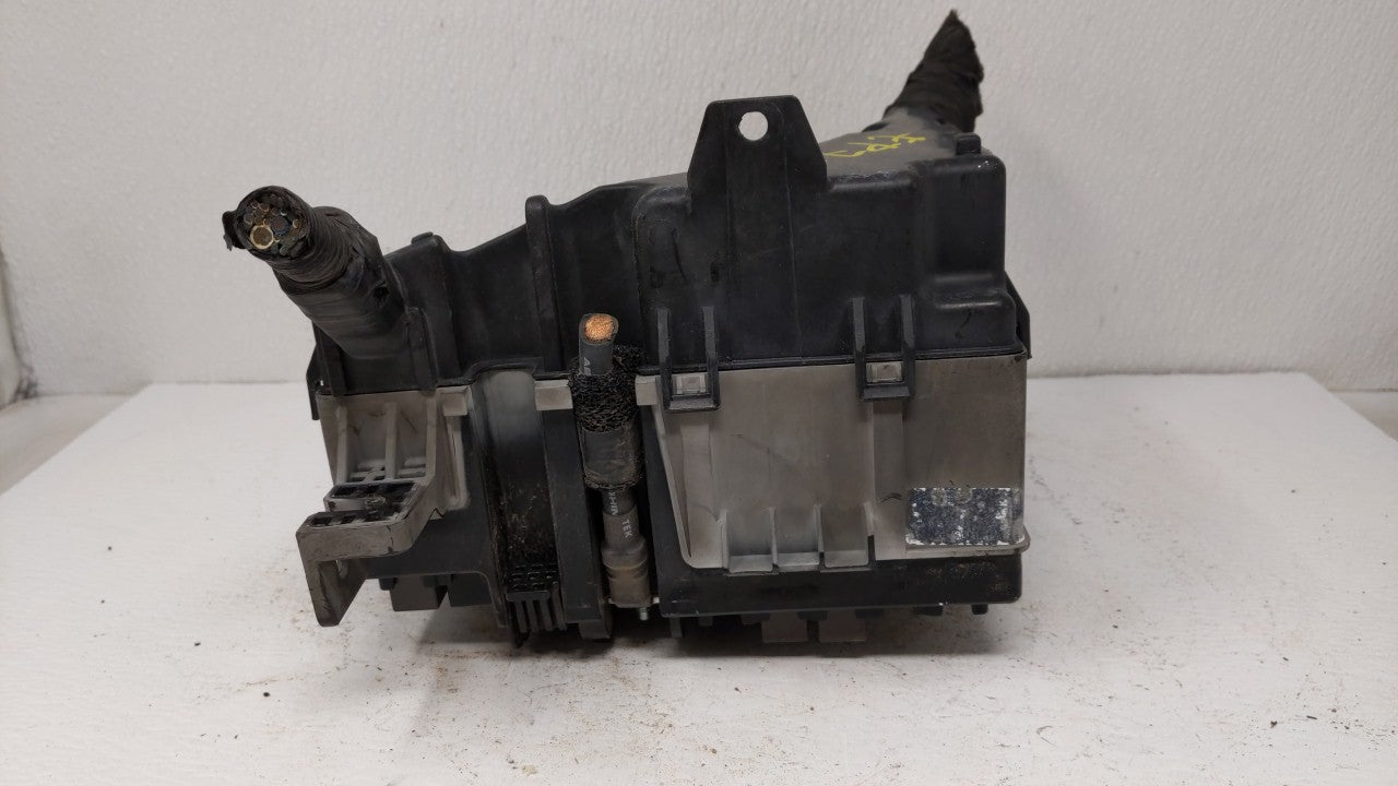 2014 Kia Cadenza Fusebox Fuse Box Panel Relay Module P/N:91950-2T500 Fits OEM Used Auto Parts - Oemusedautoparts1.com