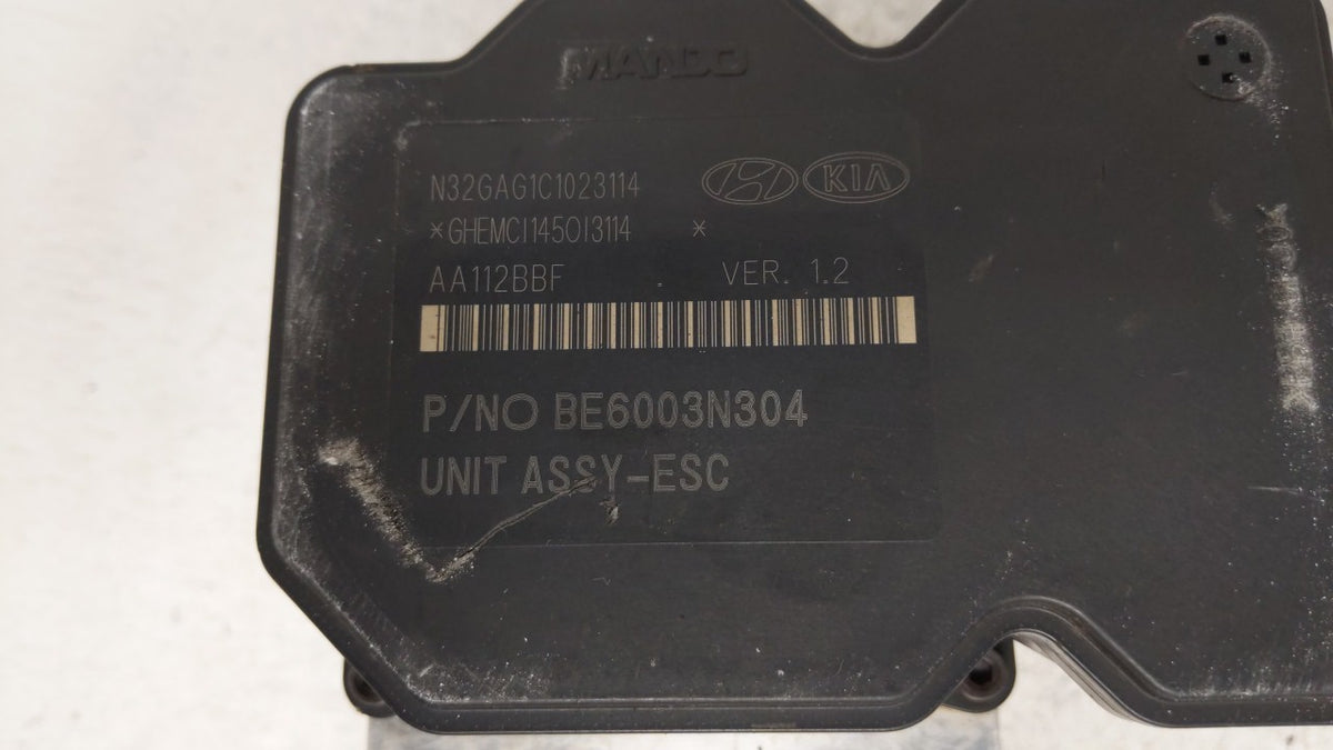 2014-2016 Kia Cadenza Anti-Lock Brake ABS Pump Module Actuator OEM P/N:58920-3R800 Fits Fits 2014 2015 2016 OEM Used Auto Pa